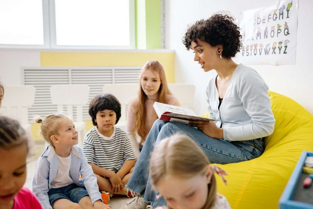 4 Careers for Moms Who Love Nurturing and Family Life