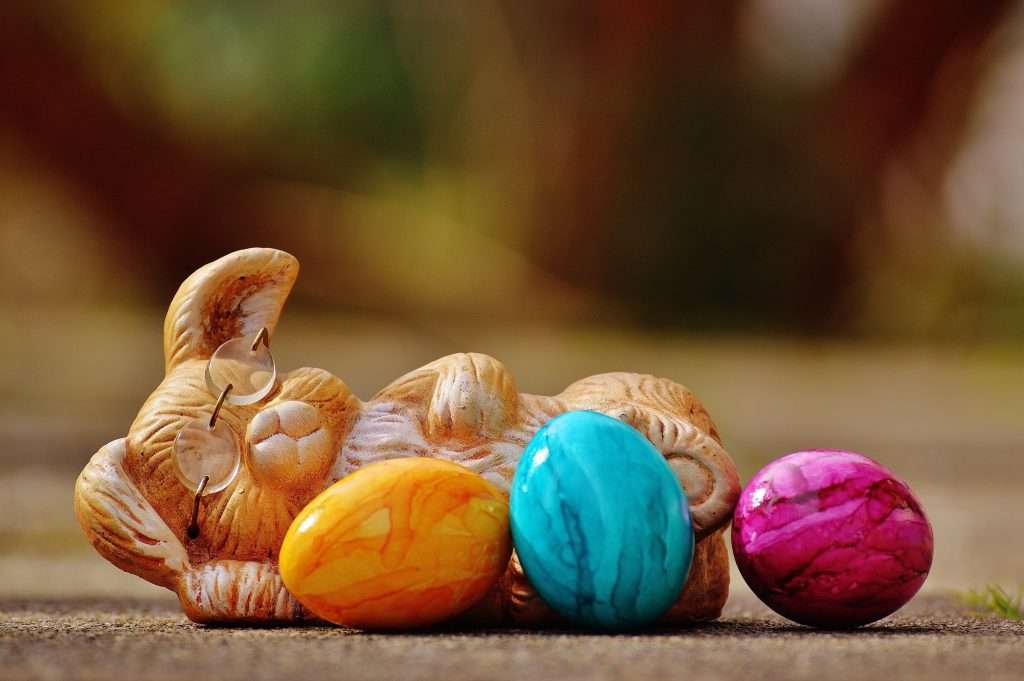Natural Easter Egg Dyes: Food Safety Expert Explains What You Need to Know Before Coloring Eggs