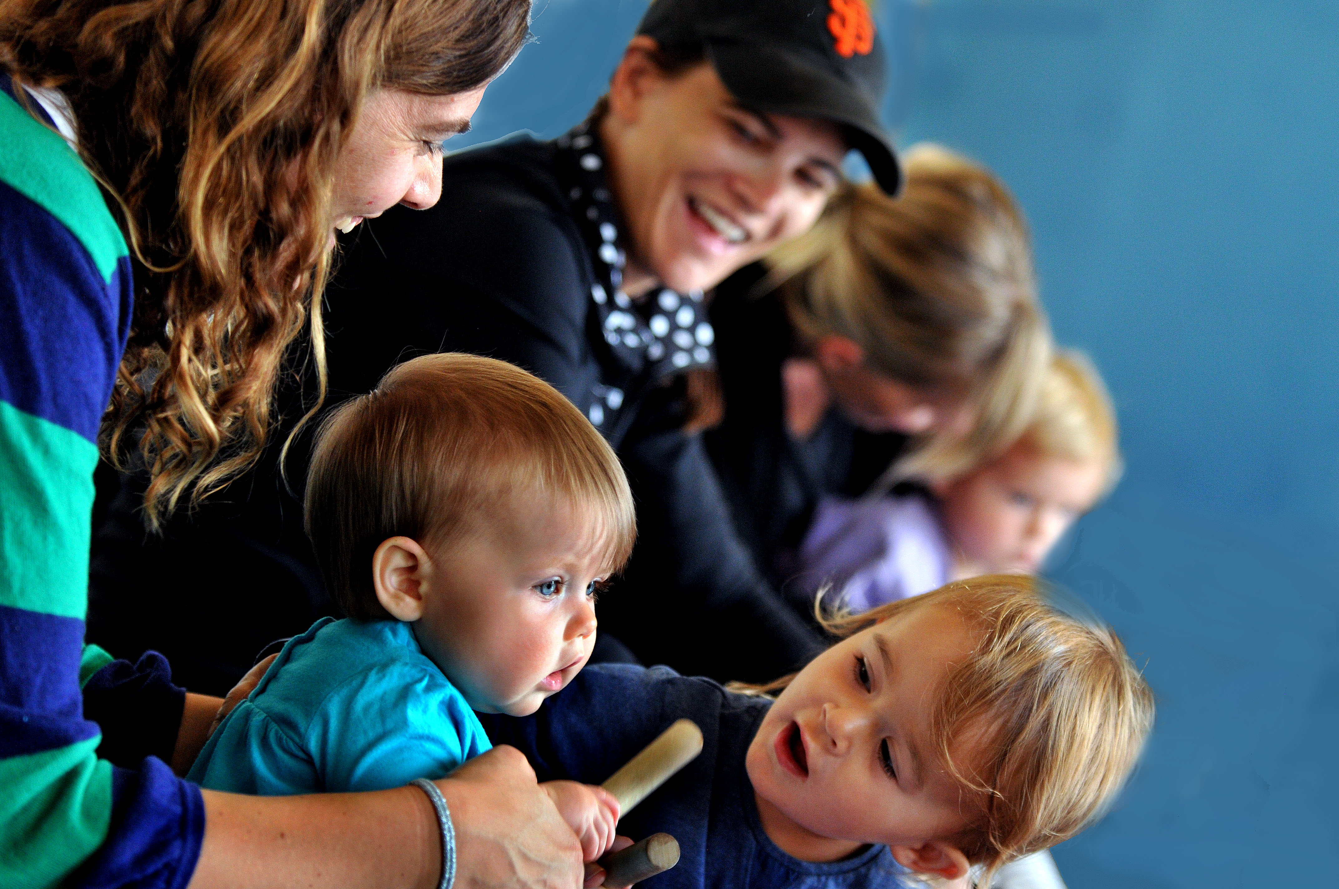 toddlers and their caregivers enjoy a Little Bears music class in San Francisco