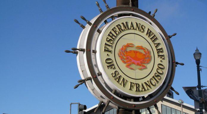 Play Tourist in San Francisco and Paint the Town Golden Gate Red