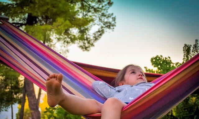 How to Entertain Your Kids at Home During Summer by Giving Them Control