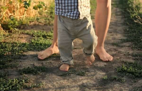 Effective Tips for Helping Your Child Learn To Walk