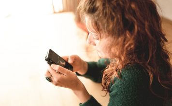 More Realistic Content May Reduce Social Media Harms for New Moms