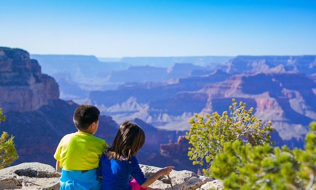 7 Ways Families Can Save Money on End-of-Summer Travel (Without Sacrificing Fun)