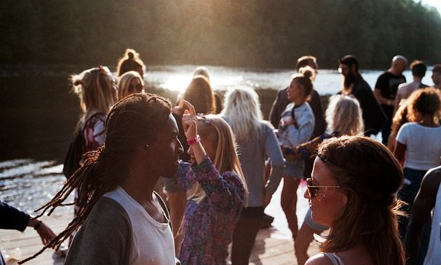 School Parties: How Parents Can Prepare Teens to Handle Alcohol Pressure School Parties: How Parents Can Prepare Teens to Handle Alcohol Pressure
